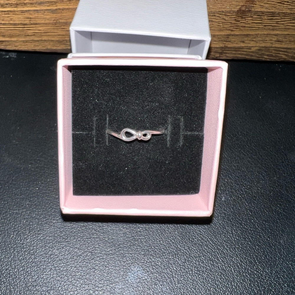 Pandora Infinity Knot Ring
